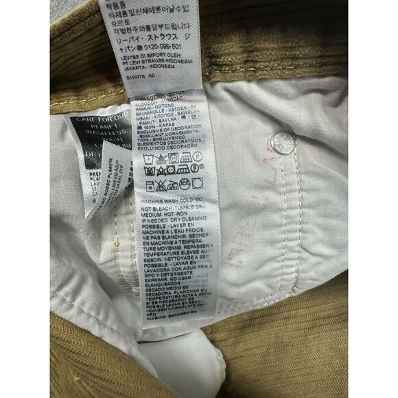 Levi's Low Pro Corduroy Pants  Women's Size 31x30 Gold Straight Leg Mid Rise NWT - Picture 5 of 8